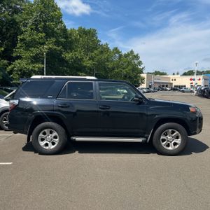صورة 10 لـ 2018 Toyota 4RUNNER SR5 PREMIUM