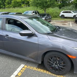 صورة مصغرة 13 لـ 2018 Honda CIVIC LX