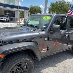 صورة 2 لـ 2021 JEEP WRANGLER UNLIMITED SPORT