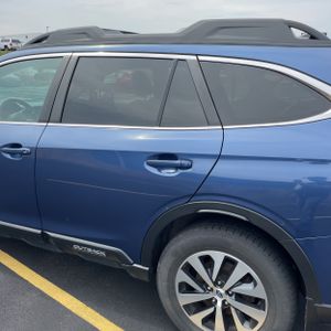 SUBARU OUTBACK PREMIUM - 6