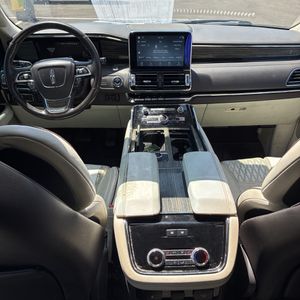 2019 Lincoln NAVIGATOR L BLACK LABEL — миниатюра 36