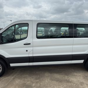 FORD TRANSIT 350 XLT - 4