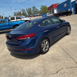 HYUNDAI ELANTRA LIMITED - 8