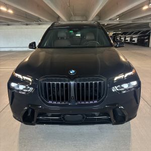 صورة مصغرة 14 لـ 2023 BMW X7 XDRIVE40I