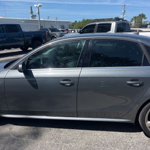 AUDI A4 2.0T PREMIUM - 4