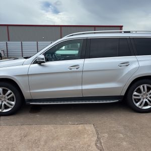 2017 Mercedes-BENZ GLS — фото 3