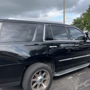 CADILLAC ESCALADE LUXURY - 9