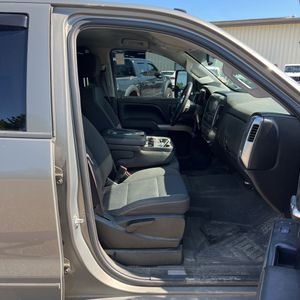 2017 Chevrolet SILVERADO 2500HD LT 缩略图 31