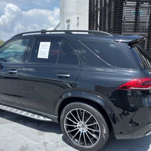 صورة 6 لـ 2023 Mercedes-BENZ GLE
