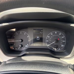 2025 Toyota COROLLA CROSS L — миниатюра 38