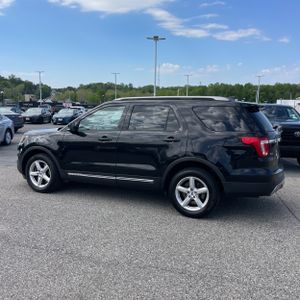 FORD EXPLORER XLT - 3