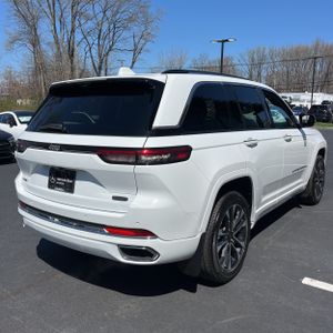 JEEP GRAND CHEROKEE OVERLAND - 8