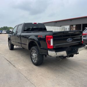 FORD F-350 SUPER DUTY LARIAT - 5