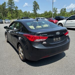 2013 Hyundai ELANTRA GLS 照片 5