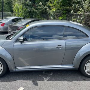 2012 Volkswagen BEETLE 2.5L PZEV — фото 4