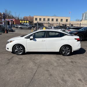 NISSAN VERSA 1.6 SV - 3