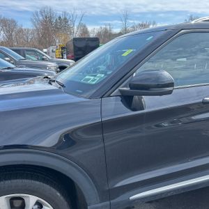 FORD EXPLORER PLATINUM - 2