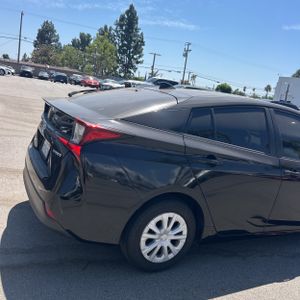 2022 Toyota PRIUS LE — фото 9