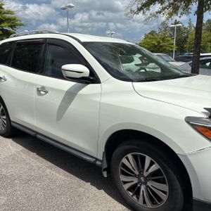 2017 Nissan PATHFINDER SV — миниатюра 13