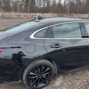 CHEVROLET MALIBU 1LT - 9