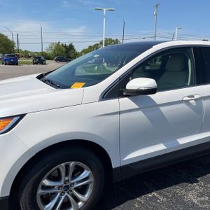 FORD EDGE SEL - 2