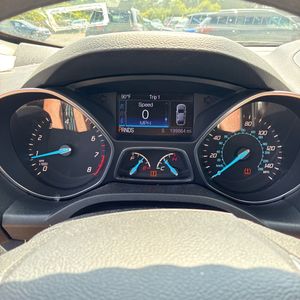 صورة مصغرة 37 لـ 2016 FORD ESCAPE SE