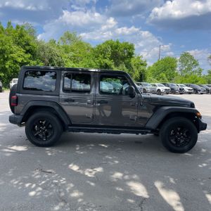 JEEP WRANGLER UNLIMITED SPORT ALTITUDE 4X4 - 10