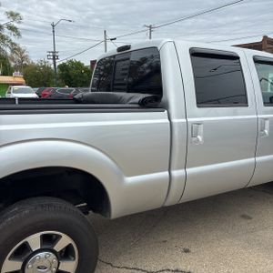 FORD F-350 SUPER DUTY LARIAT - 9