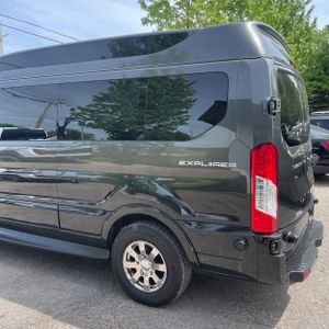 FORD TRANSIT 150 - 6
