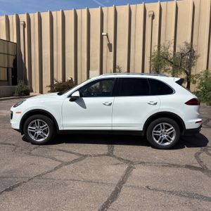 PORSCHE CAYENNE - 3
