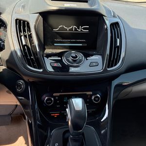 صورة مصغرة 38 لـ 2015 FORD ESCAPE TITANIUM