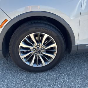 2020 Lincoln NAUTILUS RESERVE 缩略图 17