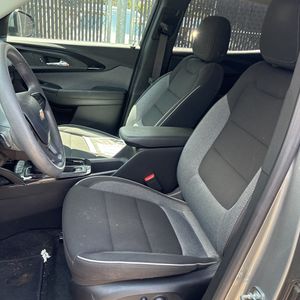 2023 Chevrolet TRAILBLAZER LT — миниатюра 32