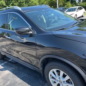 صورة مصغرة 13 لـ 2017 Nissan ROGUE SV