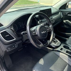صورة مصغرة 36 لـ 2022 KIA SELTOS SX