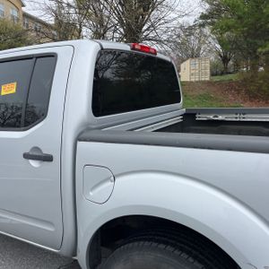 NISSAN FRONTIER SV - 6