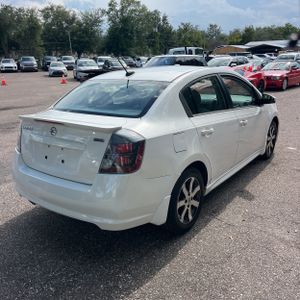 2012 Nissan SENTRA 2.0 SR 照片 8