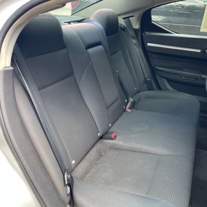 صورة مصغرة 34 لـ 2010 Dodge CHARGER SXT
