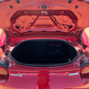 صورة 38 لـ 2017 Mazda MX-5 MIATA RF GRAND TOURING