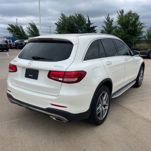 MERCEDES-BENZ GLC - 8