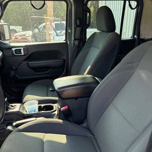 صورة مصغرة 31 لـ 2023 JEEP GLADIATOR SPORT