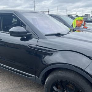 2017 LAND Rover RANGE ROVER EVOQUE SE — миниатюра 13