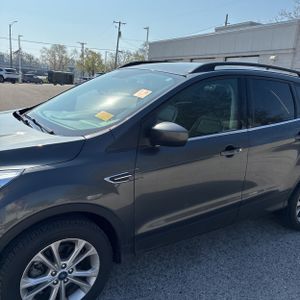 FORD ESCAPE SEL - 2