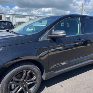 FORD EDGE SEL - 2