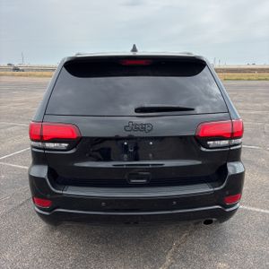 صورة 7 لـ 2020 JEEP GRAND CHEROKEE ALTITUDE