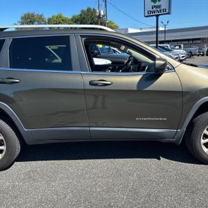 صورة 11 لـ 2015 JEEP CHEROKEE LATITUDE