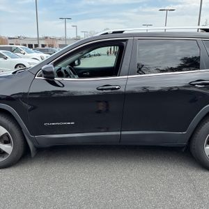 JEEP CHEROKEE LIMITED - 4