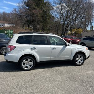 SUBARU FORESTER X - 10