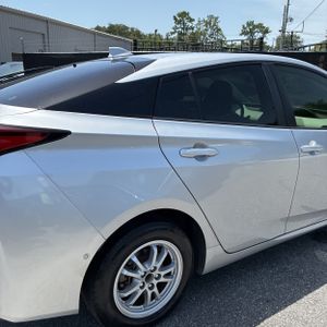 2021 Toyota PRIUS LE — фото 9