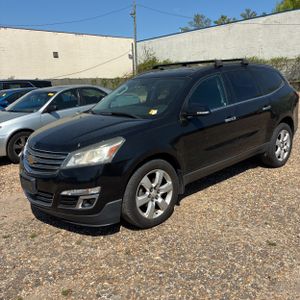 CHEVROLET TRAVERSE LT - 1